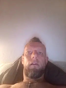 Kw8585kw online show from April 10, 1:55 am