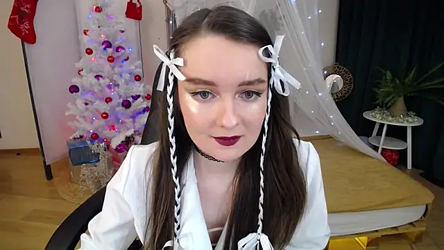 Snapshot of CloudGrace chatting on January 11, 6:12 pm CloudGrace online show from January 11, 6:12 pm