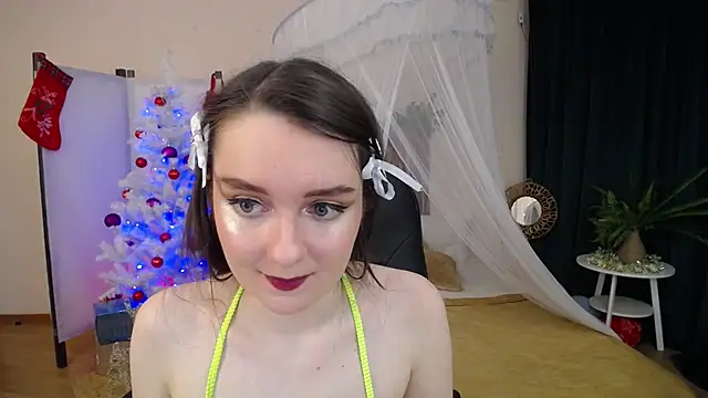 Snapshot of CloudGrace chatting on January 12, 12:28 am CloudGrace online show from January 12, 12:28 am