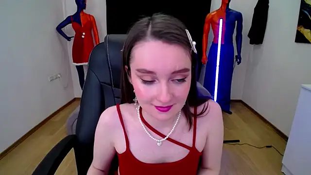 Snapshot of CloudGrace chatting on January 17, 9:17 am CloudGrace online show from January 17, 9:17 am