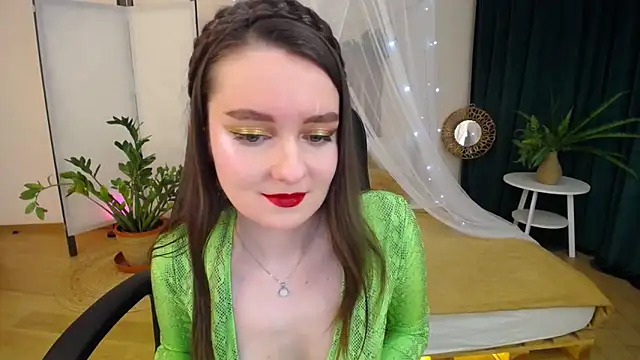 Snapshot of CloudGrace chatting on January 20, 6:21 pm CloudGrace online show from January 20, 6:21 pm