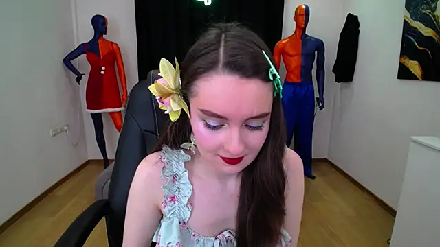 Snapshot of CloudGrace chatting on January 25, 3:19 am CloudGrace online show from January 25, 3:19 am