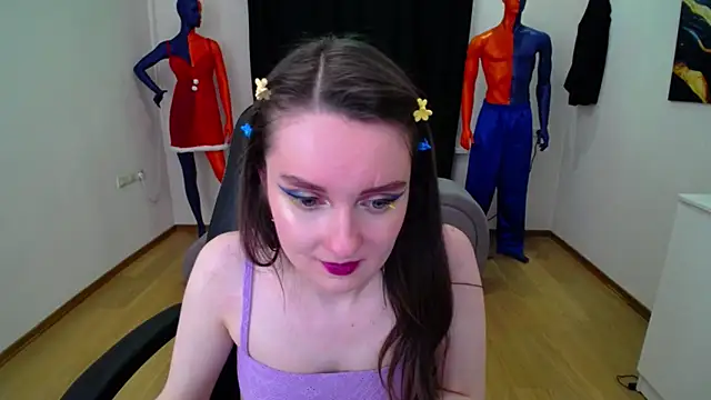 Snapshot of CloudGrace chatting on February 1, 12:18 am CloudGrace online show from February 1, 12:18 am