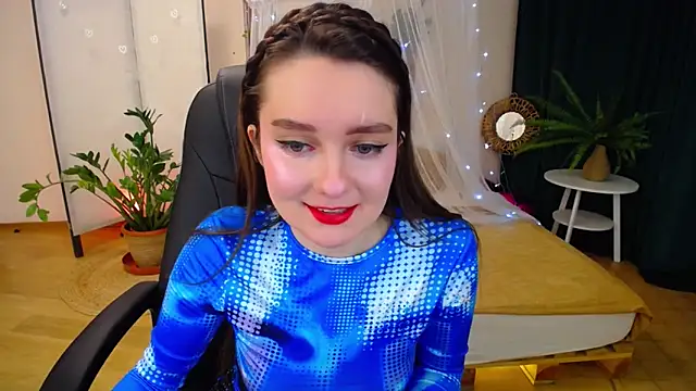 Snapshot of CloudGrace chatting on March 5, 3:18 am CloudGrace online show from March 5, 3:18 am