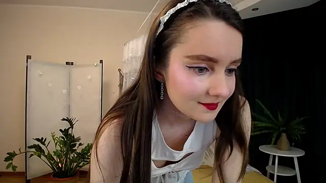 Snapshot of CloudGrace chatting on March 7, 3:19 am CloudGrace online show from March 7, 3:19 am