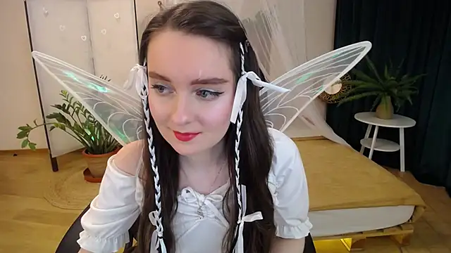 Snapshot of CloudGrace chatting on March 16, 6:12 pm CloudGrace online show from March 16, 6:12 pm