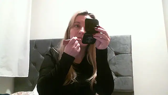 SusanCurt online show from December 20, 6:04 pm