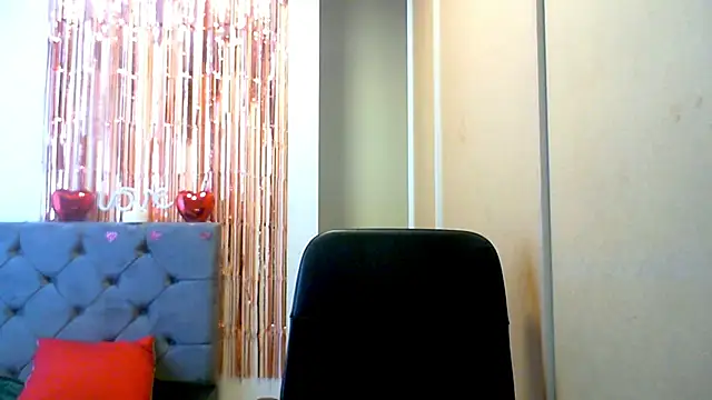 SusanCurt online show from February 28, 11:33 am