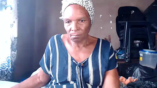 NaughtyGranny online show from November 17, 10:21 am