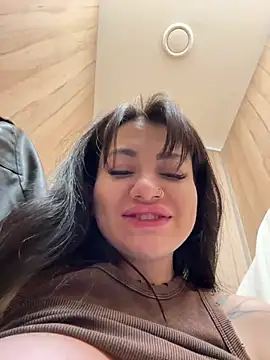 Snapshot of Wet__Bunny chatting on January 6, 9:41 am Wet Bunny online show from January 6, 9:41 am