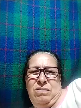 Snapshot of LaGochis07 chatting on April 28, 11:26 am LaGochis07 online show from April 28, 11:26 am