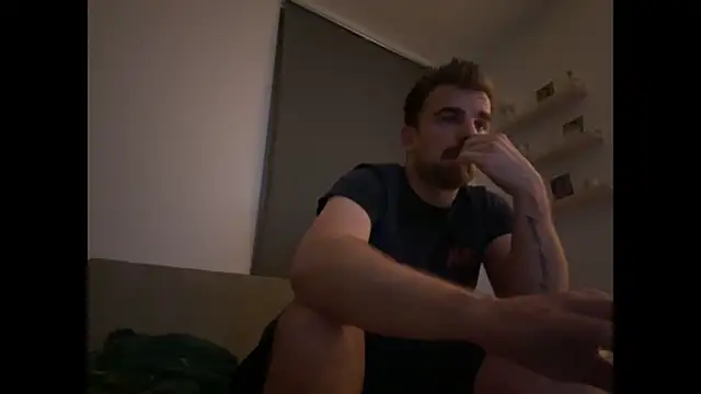 Snapshot of mrbigballs chatting on November 20, 9:58 pm mrbigballs online show from November 20, 9:58 pm