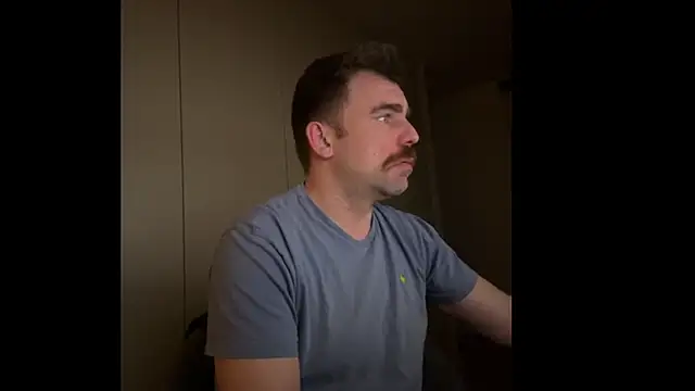 Snapshot of mrbigballs chatting on February 13, 10:17 pm mrbigballs online show from February 13, 10:17 pm