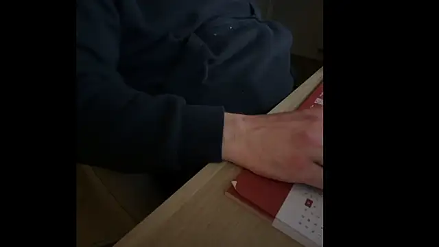 Snapshot of mrbigballs chatting on February 16, 10:28 pm mrbigballs online show from February 16, 10:28 pm