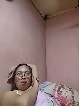 Snapshot of asianwet4u chatting on June 6, 5:34 am asianwet4u online show from June 6, 5:34 am