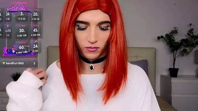 Snapshot of HelenSpellman chatting on December 5, 11:29 pm HelenSpellman online show from December 5, 11:29 pm