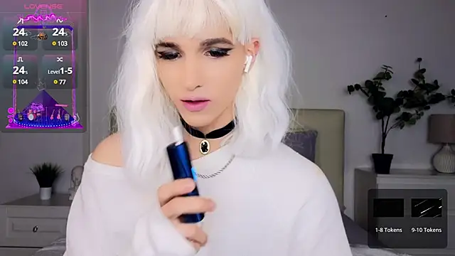 Snapshot of HelenSpellman chatting on December 14, 11:34 pm HelenSpellman online show from December 14, 11:34 pm