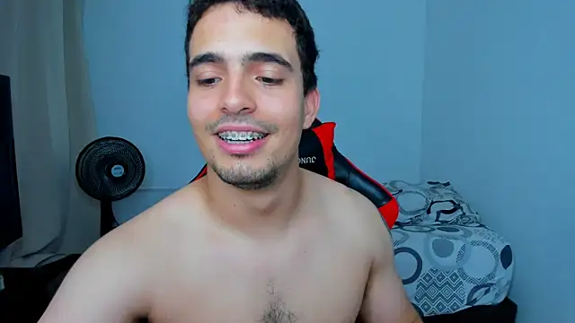 tanner hard  online show from January 31, 11:03 pm