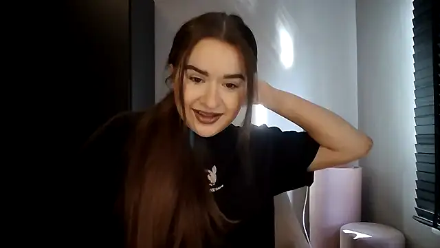 avajade online show from February 4, 11:38 am