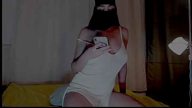 Snapshot of sweet_diazzz chatting on January 26, 9:29 pm sweet diazzz online show from January 26, 9:29 pm