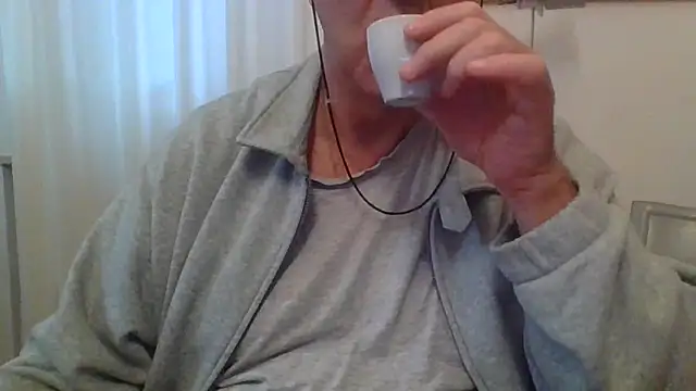 ANONIMO7735 online show from October 19, 5:30 am