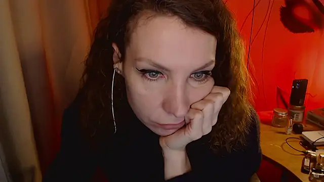 Snapshot of JohansonKatie chatting on January 18, 3:20 am JohansonKatie online show from January 18, 3:20 am