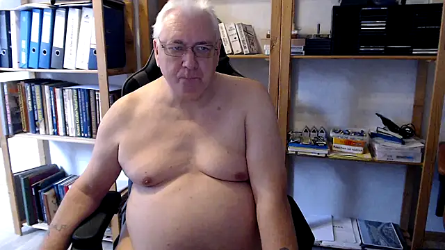 SchwanzhureXXL online show from September 12, 1:33 pm