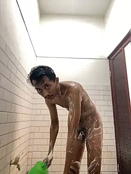 Snapshot of ditiya18 chatting on December 21, 3:03 am ditiya18 online show from December 21, 3:03 am