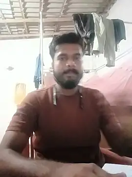 Snapshot of veaman9939 chatting on July 14, 12:44 pm veaman9939 online show from July 14, 12:44 pm