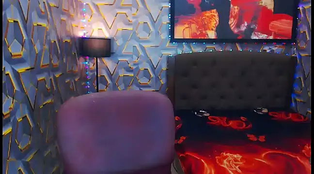 Snapshot of KylieMaxwellCaulfield_TS chatting on December 22, 12:07 am KylieMaxwellCaulfield TS online show from December 22, 12:07 am