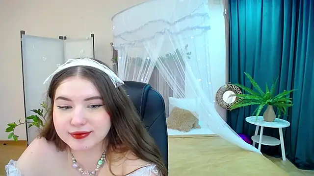 Snapshot of NicoleFoxery chatting on March 12, 12:31 am NicoleFoxery online show from March 12, 12:31 am