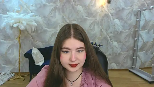 Snapshot of NicoleFoxery chatting on October 4, 3:37 am NicoleFoxery online show from October 4, 3:37 am