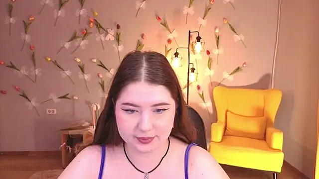 Snapshot of NicoleFoxery chatting on June 23, 3:26 am NicoleFoxery online show from June 23, 3:26 am