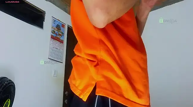 Snapshot of big_cock_mathew chatting on March 16, 12:12 am big cock mathew online show from March 16, 12:12 am