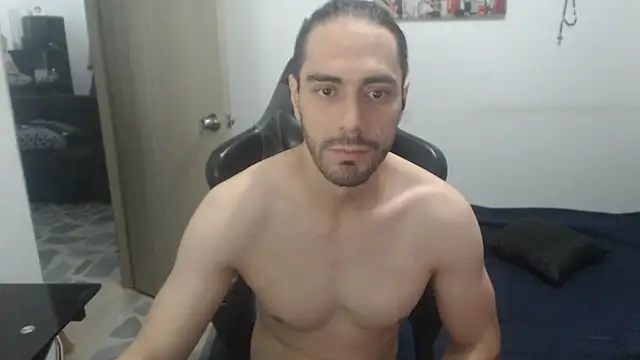 samuelgarcia  online show from January 7, 9:23 am