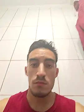 Snapshot of TommyMomentum chatting on November 28, 7:11 am TommyMomentum online show from November 28, 7:11 am