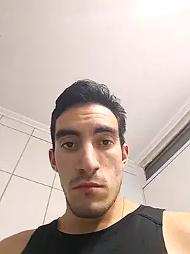 Snapshot of TommyMomentum chatting on December 22, 4:53 am TommyMomentum online show from December 22, 4:53 am