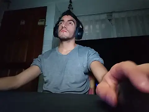 TommyMomentum online show from March 31, 3:19 am