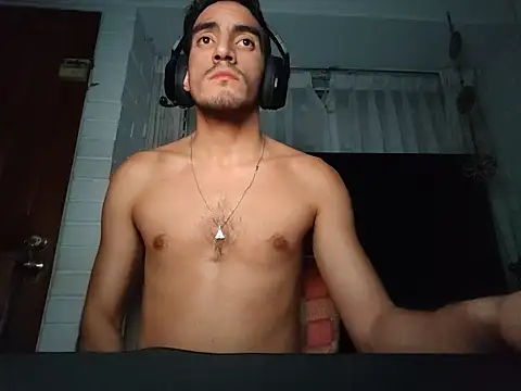 TommyMomentum online show from April 1, 4:46 am