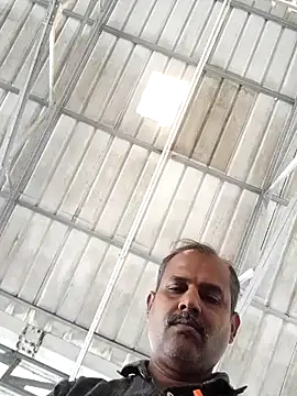 Snapshot of tz143143 chatting on February 27, 5:24 am tz143143 online show from February 27, 5:24 am