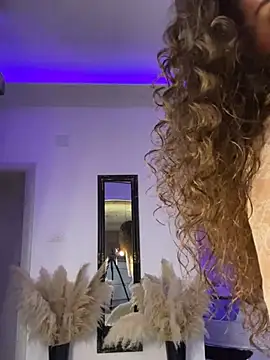 Marilyn La Rose online show from February 7, 8:12 pm