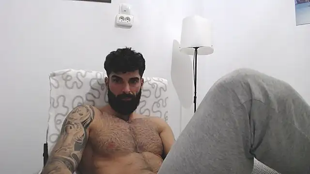 Verycutex online show from March 18, 9:10 pm