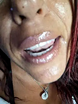 allyson22andy online show from June 21, 8:11 pm