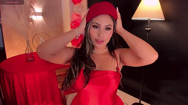 Snapshot of MiaRoberts1 chatting on February 14, 8:59 pm MiaRoberts1 online show from February 14, 8:59 pm