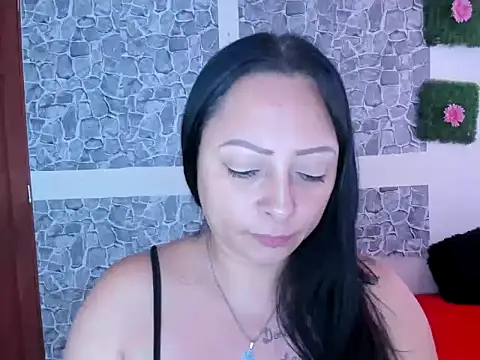 julybravo online show from October 15, 9:59 pm