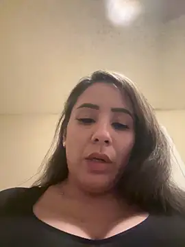 Aw ThROAt9 online show from April 11, 2:16 am