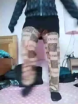 Snapshot of loveyou246 chatting on January 14, 3:43 am loveyou246 online show from January 14, 3:43 am