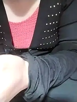 Snapshot of loveyou246 chatting on January 23, 9:08 am loveyou246 online show from January 23, 9:08 am