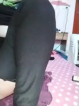 Snapshot of loveyou246 chatting on January 30, 5:19 am loveyou246 online show from January 30, 5:19 am