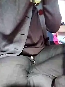 Snapshot of loveyou246 chatting on January 30, 8:22 am loveyou246 online show from January 30, 8:22 am